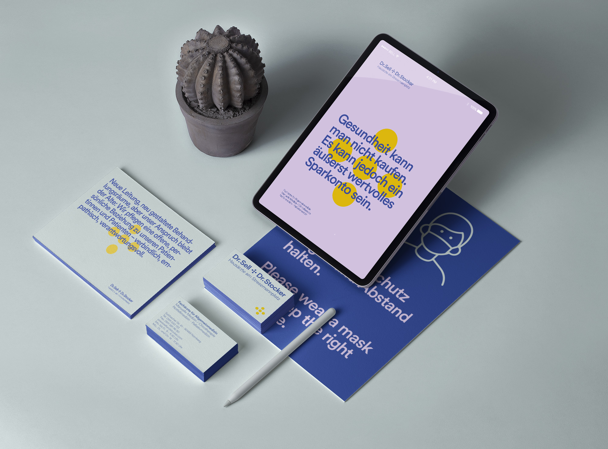 Corporate Identity, Flyer, Visitenkarten und Website in schöne Farben für ARtztpraxis in Nürnberg und Fürth