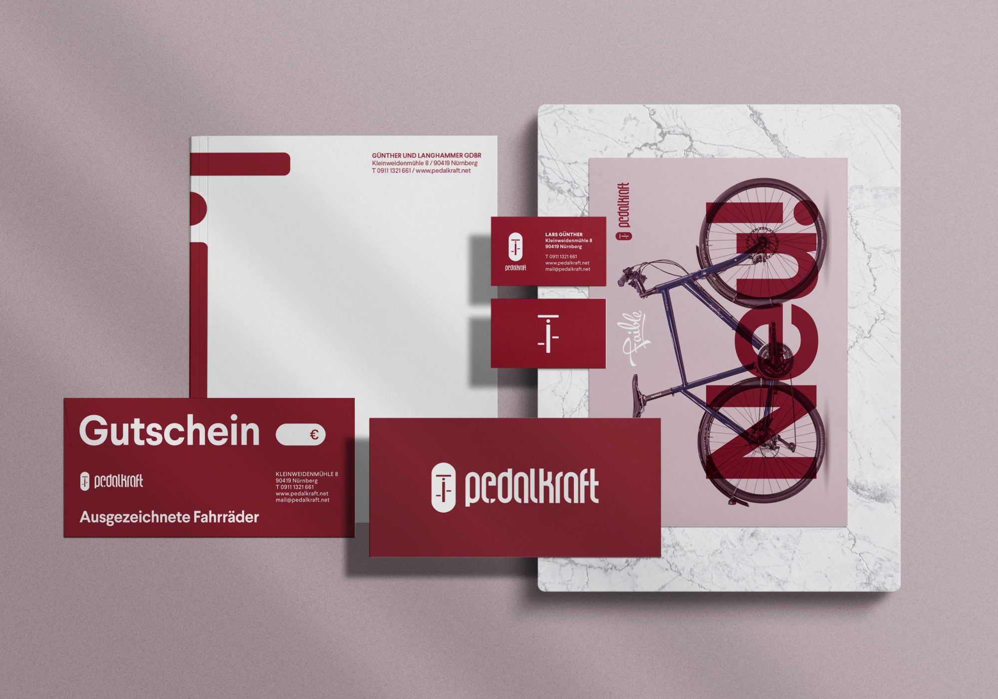 Corporate identity mit Poster, Flyer, Visitenkarten, Notizbuch für Fahrrad Laden Pedalkraft in Nürnberg. 